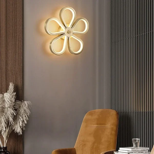 MODERN LED GLOSSY GOLD BODY WALL LIGHT - WARM WHITE